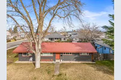 348 N 6th Street, Central Point, OR 97502 - Photo 1