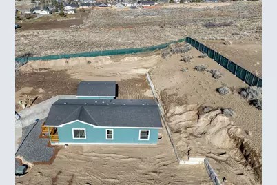 5636 Edith Way #01600, Klamath Falls, OR 97603 - Photo 3