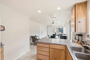 3174 Forest Hills Dr, Medford, OR 97504 - Photo 15