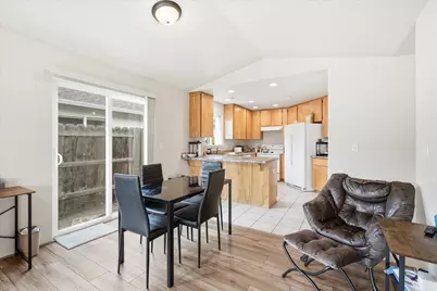 3174 Forest Hills Drive #B, Medford, OR 97504 - Photo 11