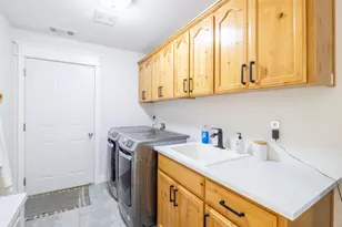 760 Flaming Rd, Grants Pass, OR 97526 - Photo 27