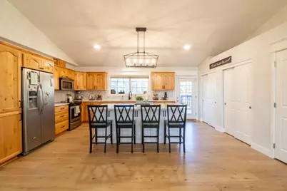 760 Flaming Road, Grants Pass, OR 97526 - Photo 3