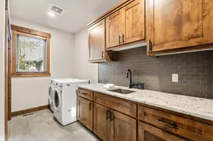 56682 Glowstone Loop, Bend, OR 97707 - Photo 17