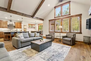 56682 Glowstone Loop, Bend, OR 97707 - Photo 37