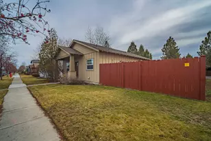 20627 White Dove Ln, Bend, OR 97702 - Photo 27