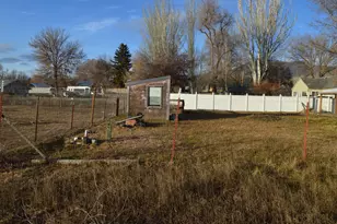 2506 Homedale Rd, Klamath Falls, OR 97603 - Photo 29