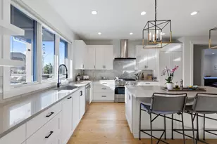 61311 McRoberts Ln, Bend, OR 97702 - Photo 9