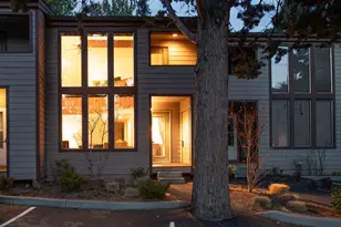 2136 NW Harriman St, Bend, OR 97703 - Photo 3