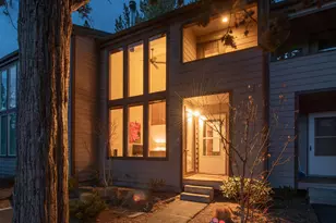 2136 NW Harriman St, Bend, OR 97703 - Photo 3