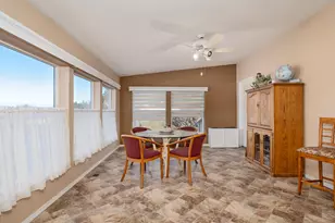 3955 S Stage Rd, Medford, OR 97501 - Photo 9