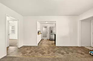 1595 Cloverlawn Dr, Grants Pass, OR 97527 - Photo 9