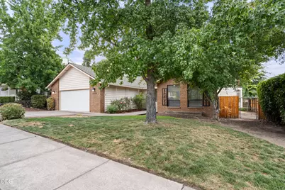 2660 Wilkshire Drive, Medford, OR 97504 - Photo 1