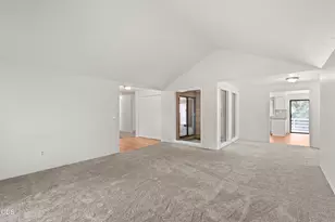 2660 Wilkshire Dr, Medford, OR 97504 - Photo 7