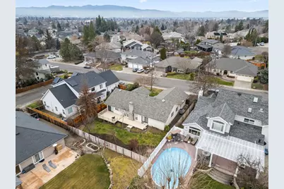 2660 Wilkshire Drive, Medford, OR 97504 - Photo 37