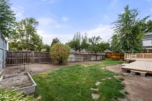 2660 Wilkshire Dr, Medford, OR 97504 - Photo 33