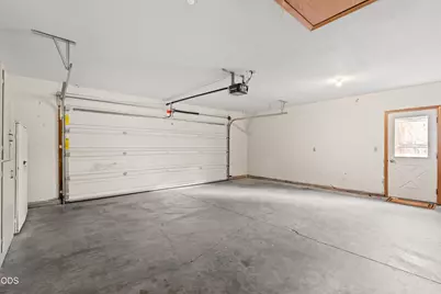 2660 Wilkshire Drive, Medford, OR 97504 - Photo 41