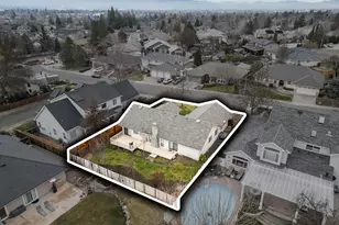 2660 Wilkshire Dr, Medford, OR 97504 - Photo 31