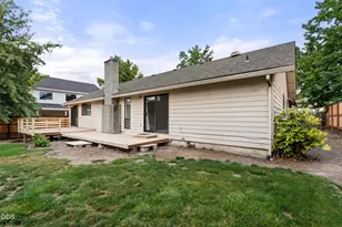 2660 Wilkshire Dr, Medford, OR 97504 - Photo 27