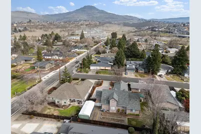 3402 Lone Pine Road, Medford, OR 97504 - Photo 35