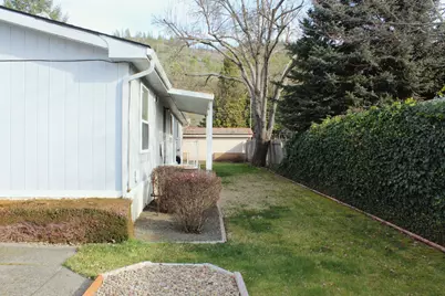 20055 Highway 62 #UNIT 49, Shady Cove, OR 97539 - Photo 25