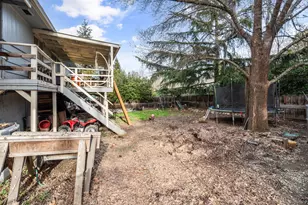 535 Applegate St, Jacksonville, OR 97530 - Photo 27