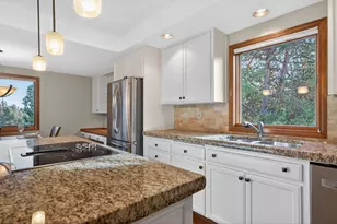 1993 Osprey Dr, Redmond, OR 97756 - Photo 9