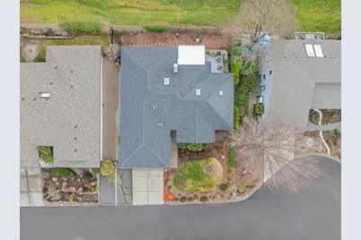 2414 Heritage Way, Medford, OR 97504 - Photo 45