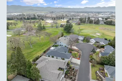 2414 Heritage Way, Medford, OR 97504 - Photo 39