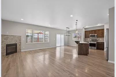 3022 NW Boxelder Avenue, Redmond, OR 97756 - Photo 3