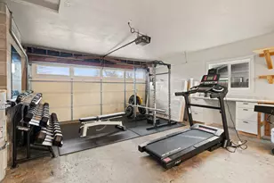 2011 Archer Dr, Medford, OR 97501 - Photo 21