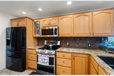 3201 Helms Road, Grants Pass, OR 97527 - Photo 5