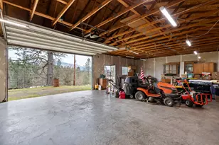 3201 Helms Rd, Grants Pass, OR 97527 - Photo 31