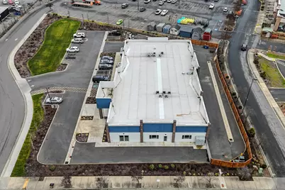 135 NE Mill Street, Grants Pass, OR 97526 - Photo 7