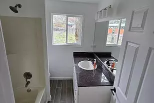 717 NE Fusite, Grants Pass, OR 97526 - Photo 13