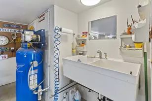 353 Hixson Dr, Grants Pass, OR 97526 - Photo 61