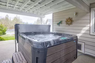 353 Hixson Dr, Grants Pass, OR 97526 - Photo 49