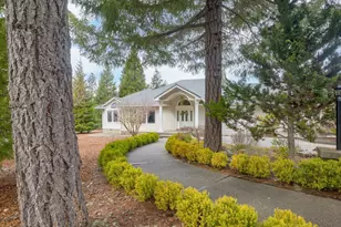 353 Hixson Dr, Grants Pass, OR 97526 - Photo 79