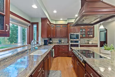 353 Hixson Drive, Grants Pass, OR 97526 - Photo 27