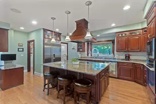 353 Hixson Dr, Grants Pass, OR 97526 - Photo 23