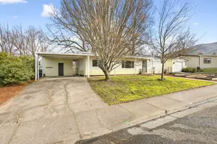 340 Taylor Ave, Talent, OR 97540 - Photo 25