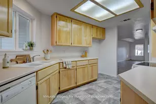 417 Crystal Dr, Eagle Point, OR 97524 - Photo 13