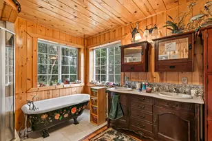 37010 Redwood Hwy, O'Brien, OR 97534 - Photo 35