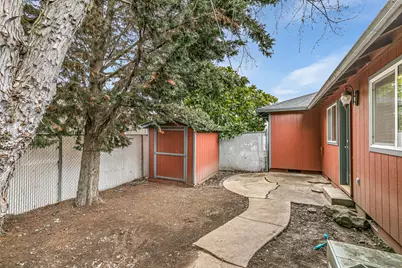 388 Crystal Drive, Eagle Point, OR 97524 - Photo 31