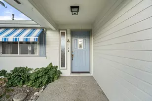 802 Brandon St, Central Point, OR 97502 - Photo 5