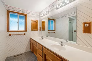 802 Brandon St, Central Point, OR 97502 - Photo 23