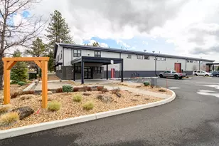 275 W Lundgren Mill Dr, Sisters, OR 97759 - Photo 1