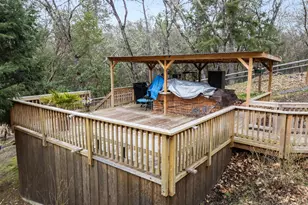 262 Lathrop Ln, Grants Pass, OR 97526 - Photo 25