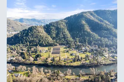 8401 Rogue River Highway, Rogue River, OR 97537 - Photo 1