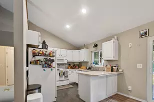 55762 Snow Goose Rd, Bend, OR 97707 - Photo 13