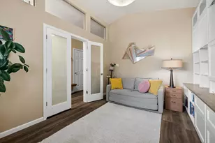 301 SE Springer Ct, Bend, OR 97702 - Photo 15